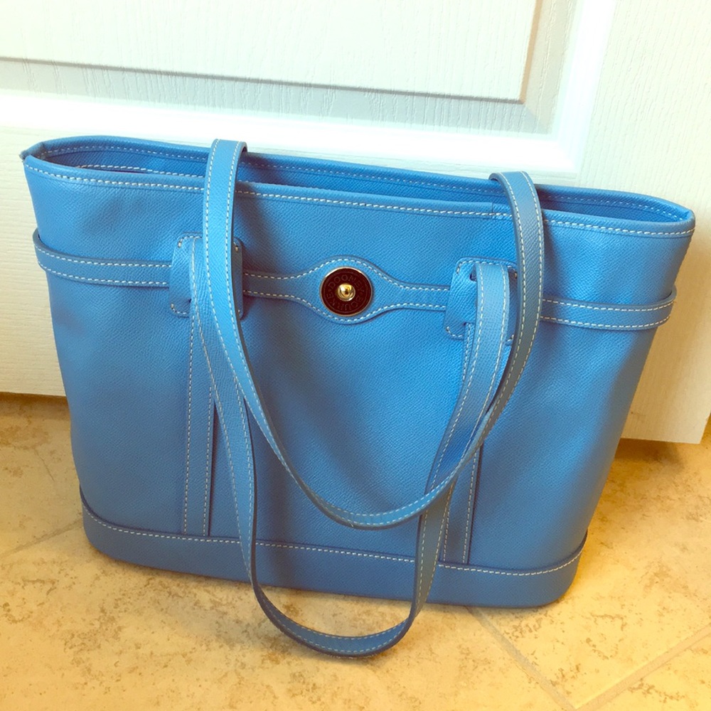 Dooney Bourke purse